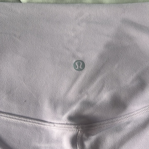 Lavender/pink lululemon leggings. - Picture 5 of 6